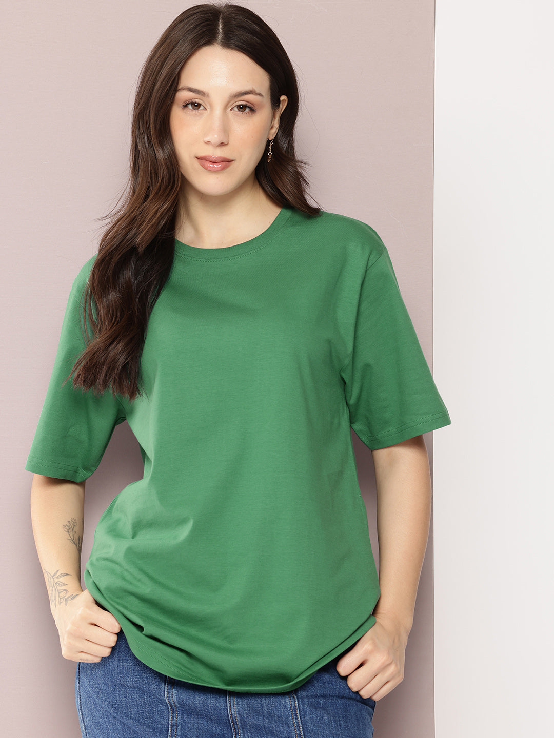 Womens Half Sleeve Round Neck Solid Oversized Fit Tshirts