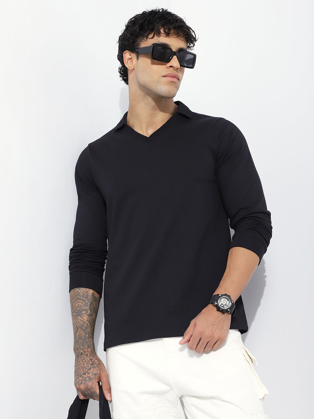 Mens Full Sleeve V-Neck Solid Regular Fit Tshirts
