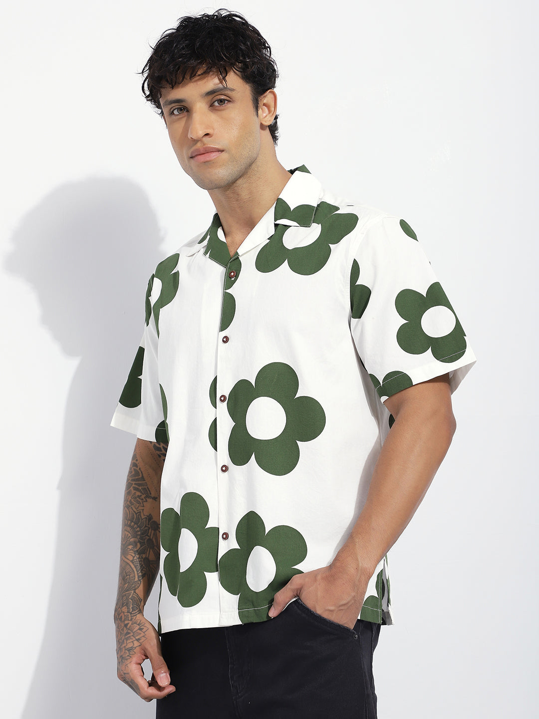 Mens Boxy Regular Short Sleeve Printed White Shirt