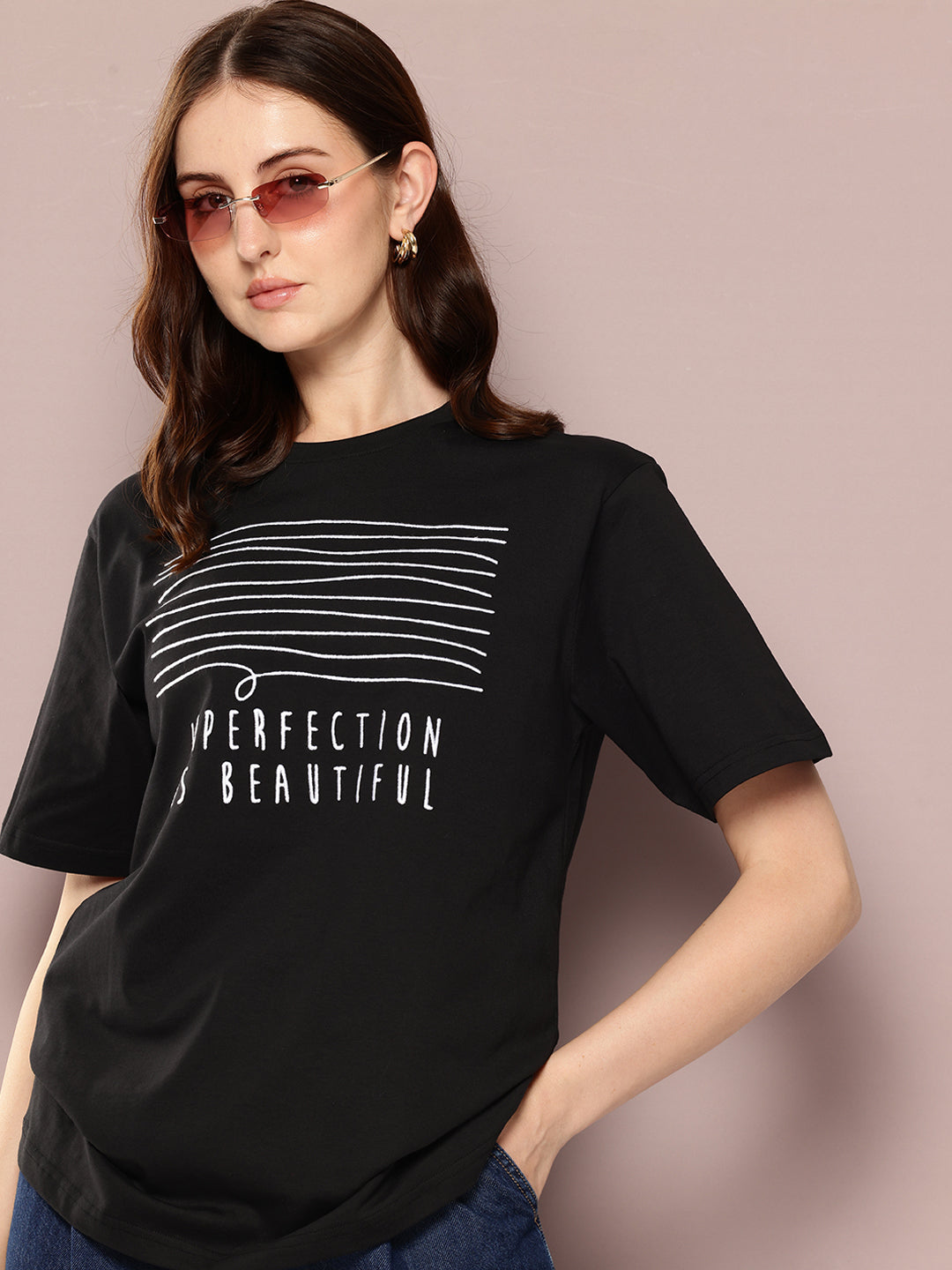 Womens Short Sleeve Embroidery Oversized Fit Tshirt