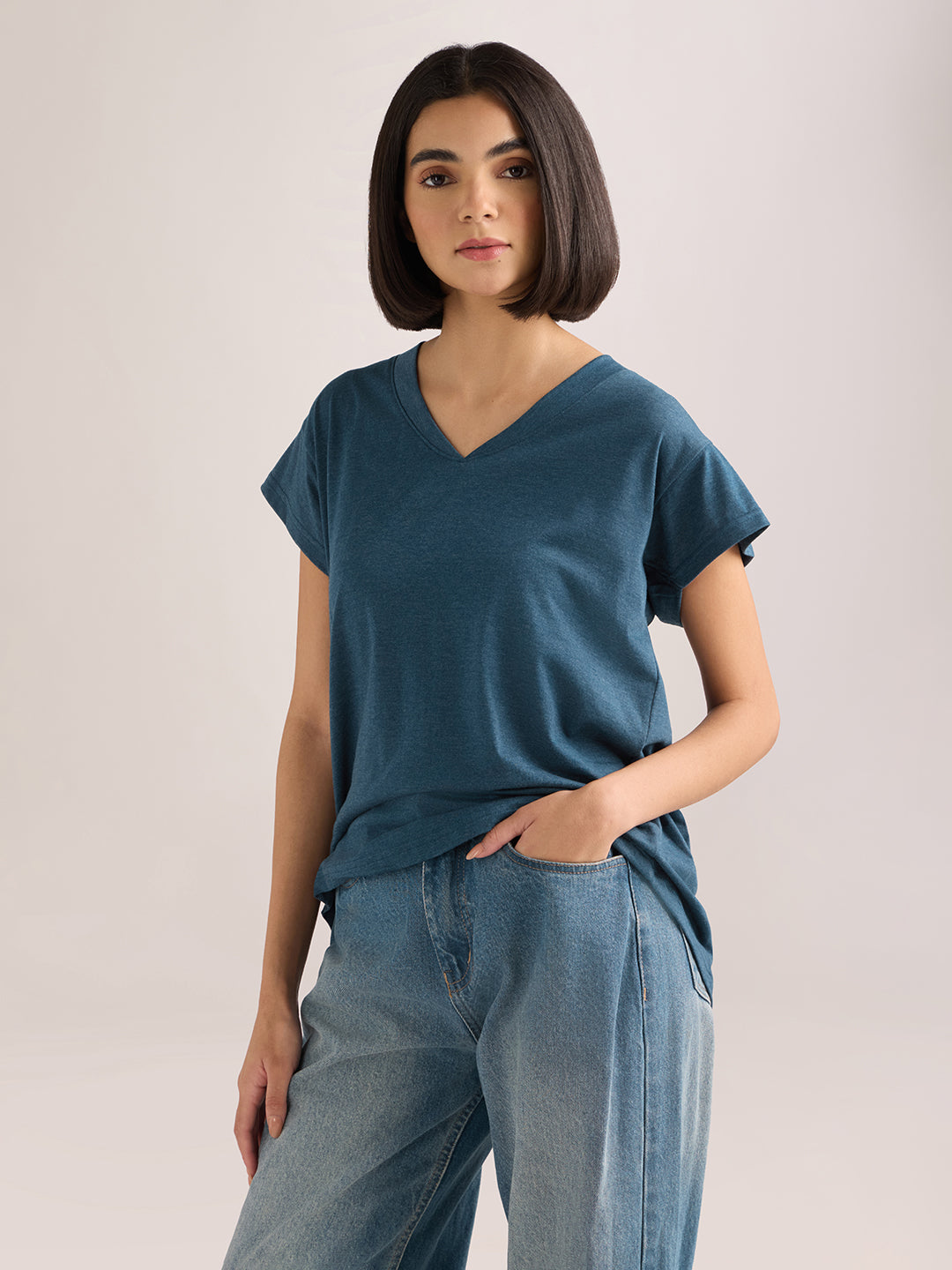 Womens Solid Regular Fit Poly Cotton  V-Neck Tshirt