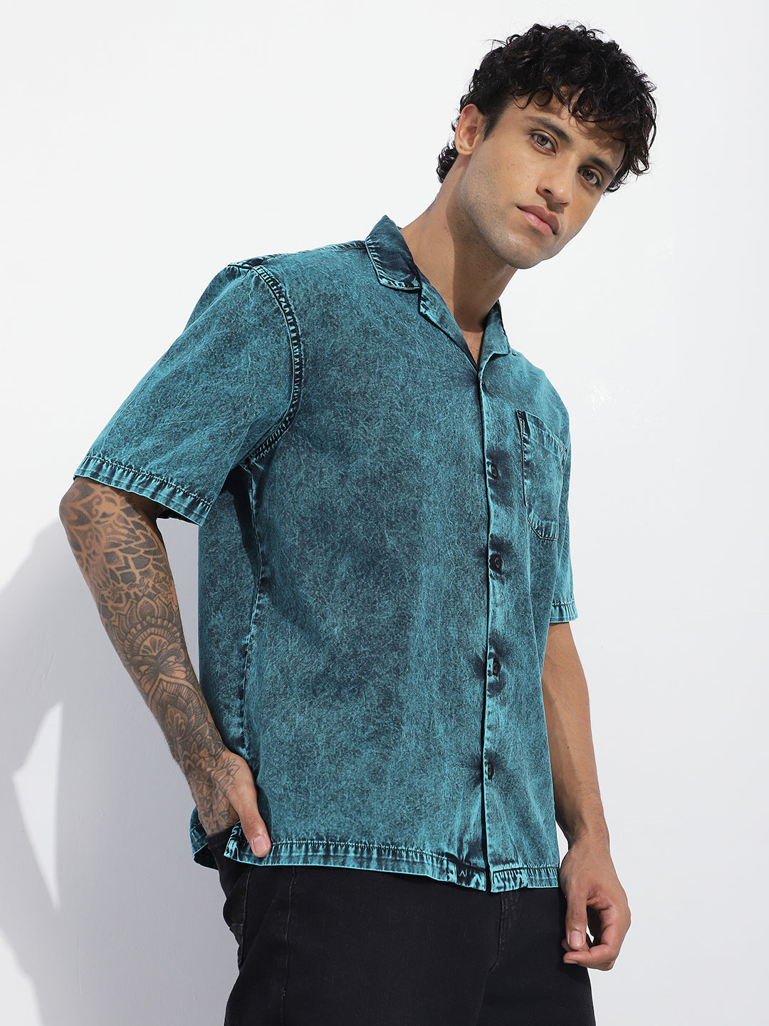Men Boxy Regular Acid Washed Solid & Pocket Shirt