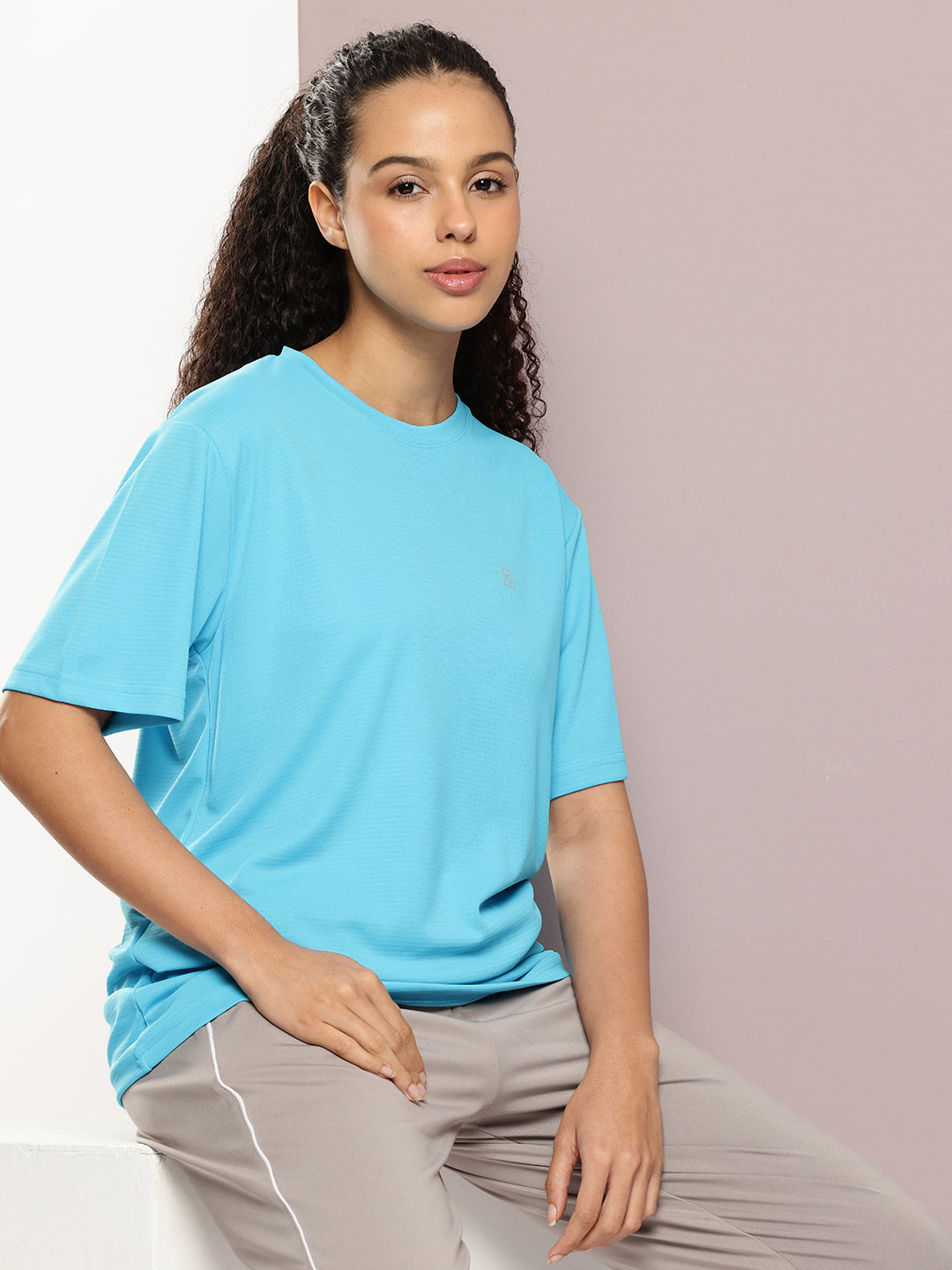 Womens Half Sleeve Round Neck Solid Oversized Fit Tshirts