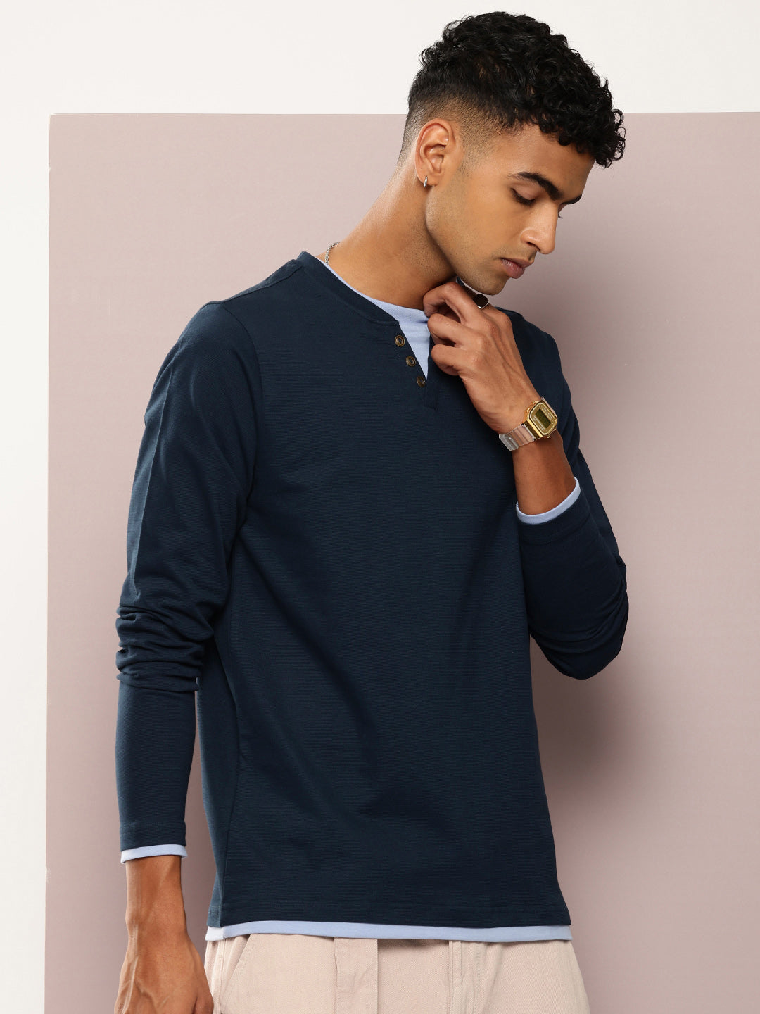 Mens Full Sleeve V-Neck Solid Regular Fit Tshirts