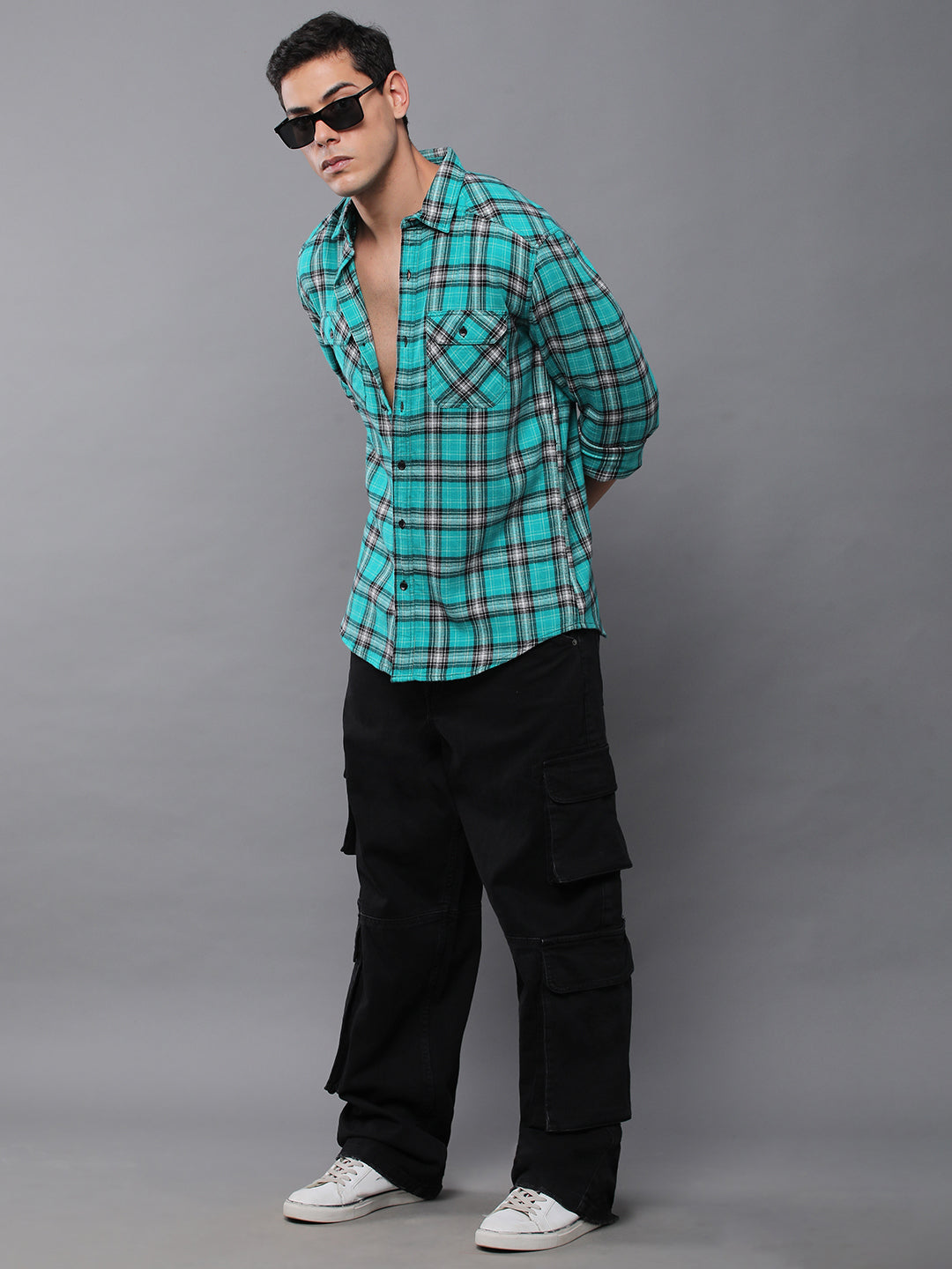 Men Checked Full Sleeve Casual Shirt With Pocket