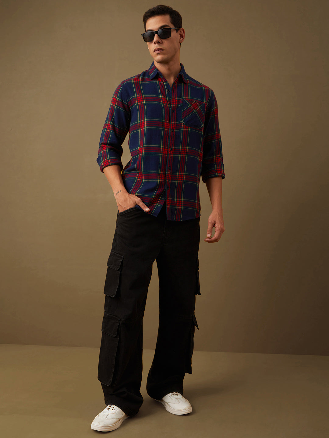 Men Checked Full Sleeve Shirt With Pocket